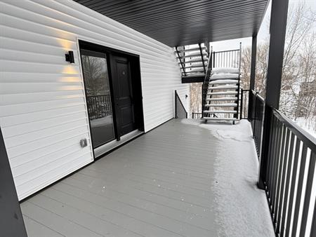 4 1/2 Neuf à Louer Avec Grand Balcon