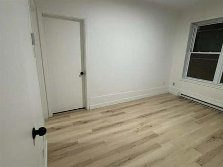 4 ½ | Hauteville