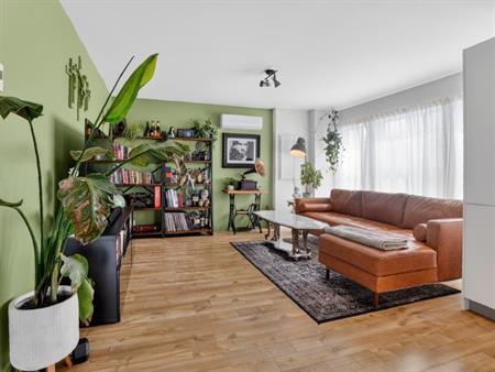 Très bel appartement de 2 chambres et 1 salle de bain (Chambly)
