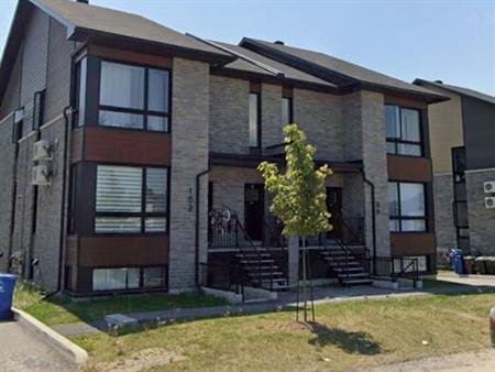 94 Rue Du Campagnard (Gatineau ) Très Beau Logement 3 ½