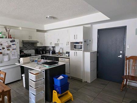 🏡 CESSION DE BAIL – 1 MOIS GRATUIT + INTERNET INCLUS - Magnifique Condo 2018 à Sainte-Foy - 4 ½ AU REZ-DE-CHAUSSÉE