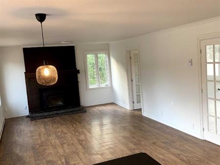 Logement 41/2 St-Sauveur