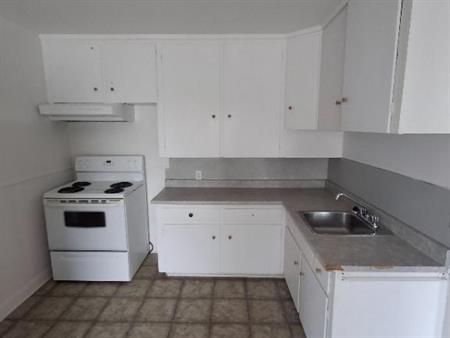 Logements 4 1/2 (3e étage) libre immédiatement