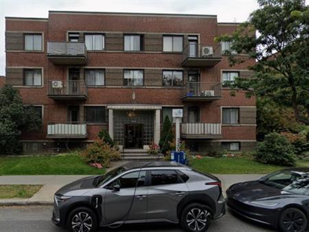 4 1/2 - Montréal (Côte-des-Neiges) - 2 450 $/mois