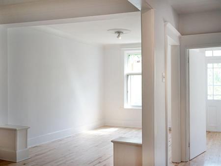 Appartement 6 1/2 très lumineux, Petite-Patrie