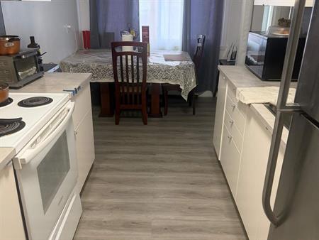 2 CH - 1 SDB - Montréal - $1,395 /mo