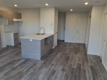 Nouveau 4 1/2 à Louer Greenfield Park