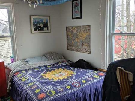 2 bed 1 bath in Knowlton
