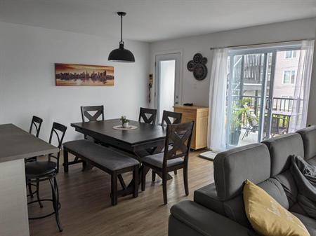 Grand 4 chambres moderne à Cowansville – Disponible maintenant