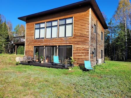 Grand 4 1/2 a louer,1600$,Mont Tremblant