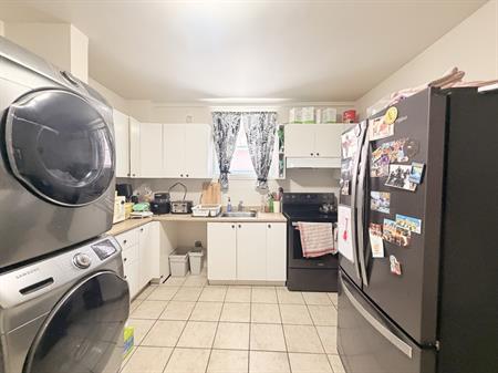 5 1/2 Spacieux En PROMO à Montcalm