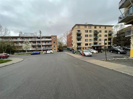 À louer 1275$ – 3 ½ au 2715 Place Darlington, Côte-des-Neiges