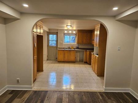 Grand 3 1/2 quartier St-Michel / Ahuntsic pour juillet