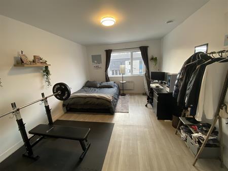 APPARTEMENT À LOUER 1er JUIN AU 31 AOÛT