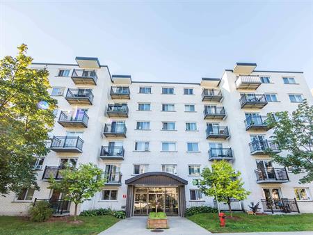 2 CH - 1 SDB - Montréal - $1,750 /mo