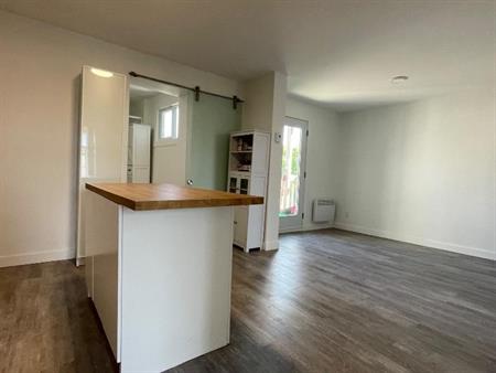 41/2 semi meublé