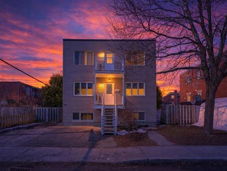 Grand 7½ rénové | 3 chambres | 2 salles de bain | Secteur calme