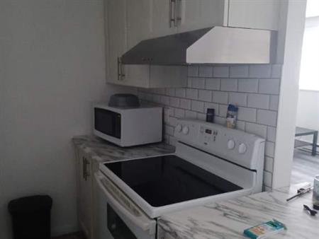 Logement style condo 41/2 a CHARNY rive sud de QUEBEC 1er étage La prise de possession entre le 1er juin ou le 1er juillet