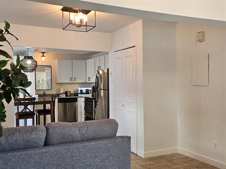 Beaux Logements 3 1/2 Disponibles