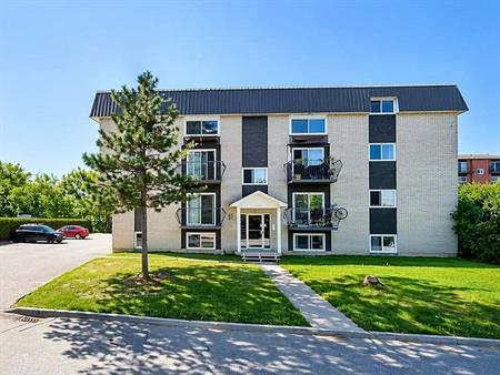 BEAU 3 1/2 | EAU CHAUDE|MAGOG
