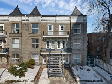 Grand logement à louer sur le Plateau