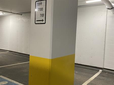 Grand 4 1/2 Centre Ville Sherbrooke.