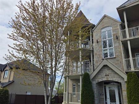 Magnifique 4 1/2 dans le secteur luxueux et prisé Val-des-Brises