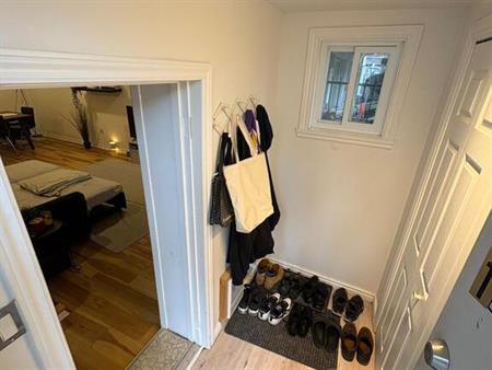 Appartement De 1 Chambre Et 1 Salle De B