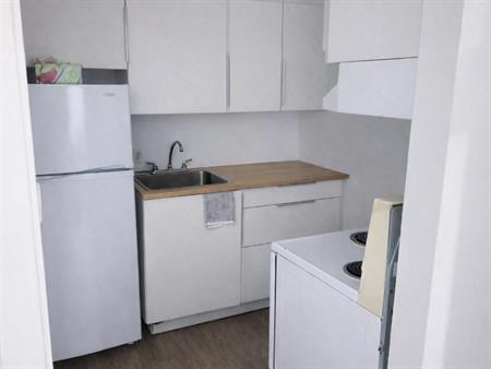 Studio Ste-Foy Disponible 1er Juillet 2026