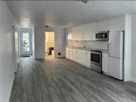 logement 4 1/2 à louer à bois-des-filion