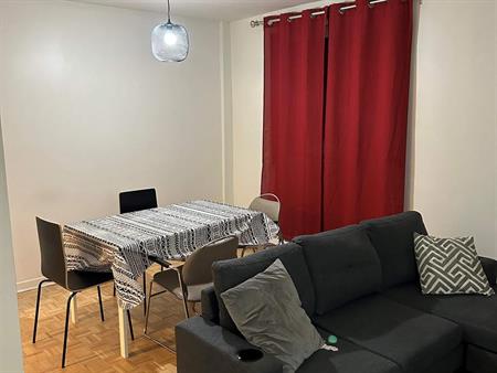 1 CH - 1 SDB - Montréal - $1,350 /mo