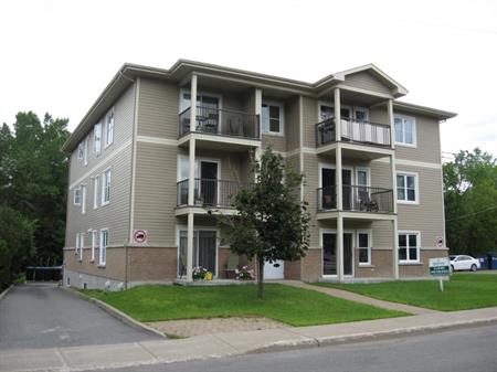 Les Saules, 4½ récent, tranquille, disponible 1er juillet 2026
