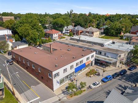 2 CH - 1 SDB - Sainte-Anne-de-Bellevue - $1,575 /mo