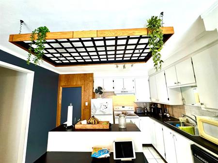 Très Grand Appartement à Louer Pointe-au