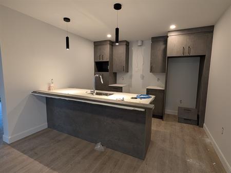 4½ Neuf — Rez-de-jardin Avec Balcon