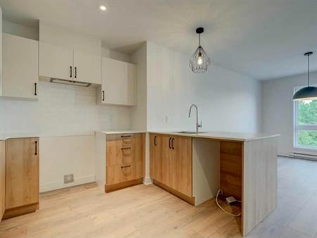 Appartement St-Cesaire 4-1/2 disponibles