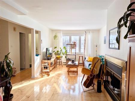 4 chambres maison à louer à Brossard-house for rent