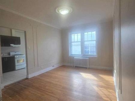 🌟**CONDO SPACIEUX, LUMINEUX ET ENSOLEILLÉ – 2 CHAMBRES FERMÉES