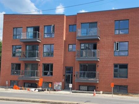 Luxueux condo neuf et moderne 4 1/2 Métro PIE-IX Montréal Hochelaga-Maisonneuve à louer - appartement / logement