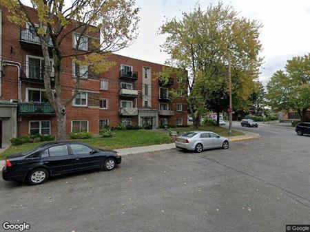3 CH - 1 SDB - Montréal - $1,500 /mo