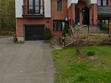 Logement 7 1/2