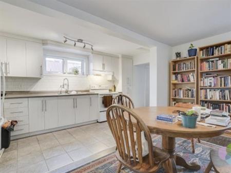 Grand Studio / Spacious Studio