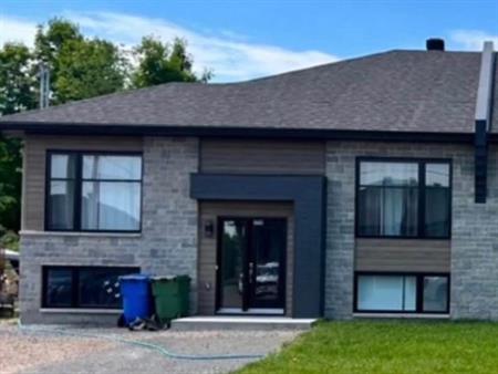 Magnifique 4 1/2 à louer Brownsburg-Chatham