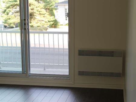 Logement 4 et demi - Vieux Longueuil