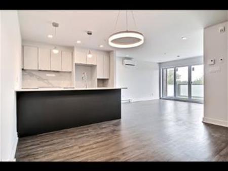 Appartement 4 et demi à louer pour le 1er juillet