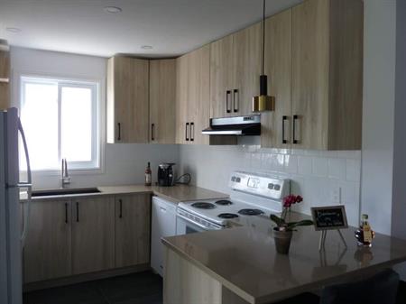 5 ½ à louer, style condo, Terrebonne, avec inclusions
