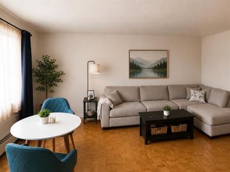 1 CH - 1 SDB - Montréal - $1,350 /mo