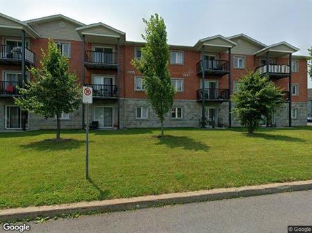 2 CH - 1 SDB - Richelieu - $1,449 /mo