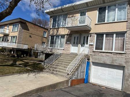 5 1/2 haut-duplex à louer