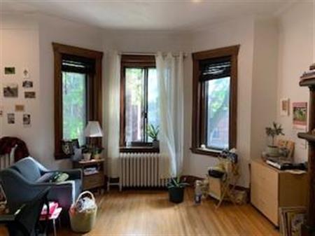 N.D.G. 5½ situé près de tous les services